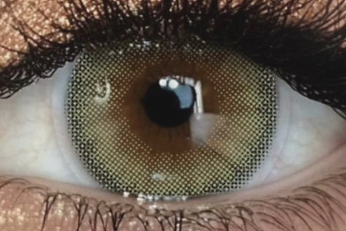 Emerald Muse lens worn on a brown eye